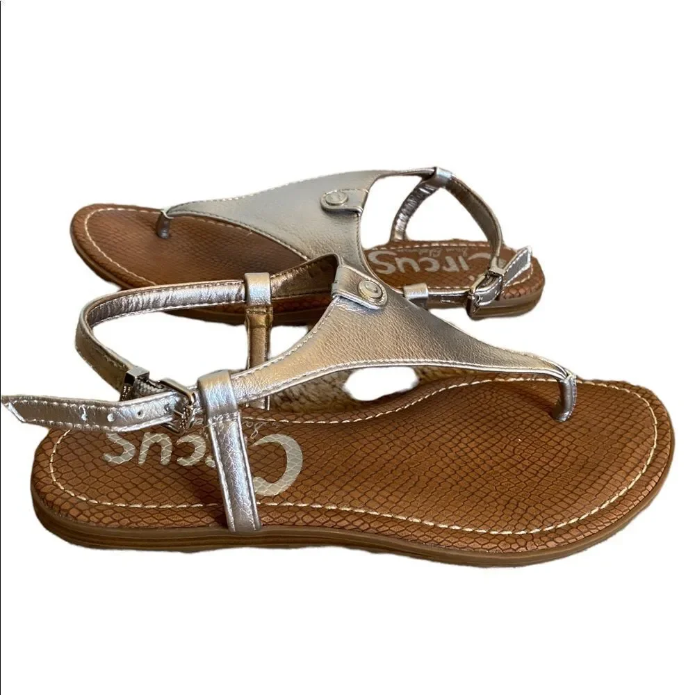 Circus by Sam Edelman “Carolina” Flat Sandal Silver Size 6.5